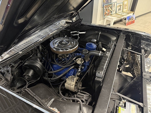 Cadillac Deville 14 of 19