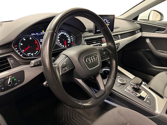 Audi A4 8 of 27