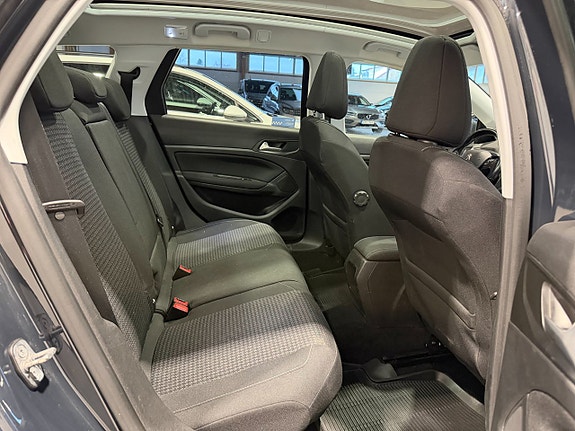 Peugeot 308 10 of 16