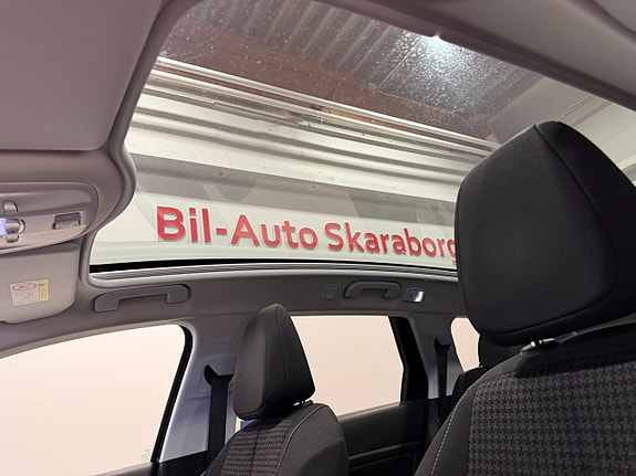 Peugeot 308 14 of 16