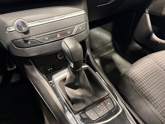 Peugeot 308 16 of 16