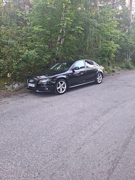 Audi A4 2 of 19