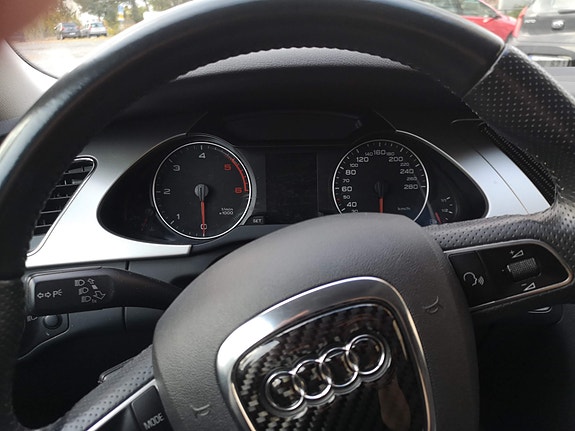 Audi A4 13 of 19