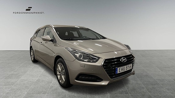 Hyundai i40 3 of 25