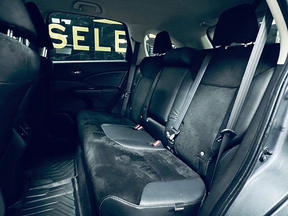 Honda CR-V 19 of 22