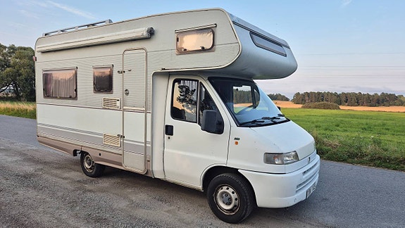 Köper husbil/husvagn omg även fukt defekt från 96-2019