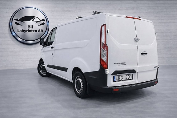 Ford Transit Custom 2 of 5