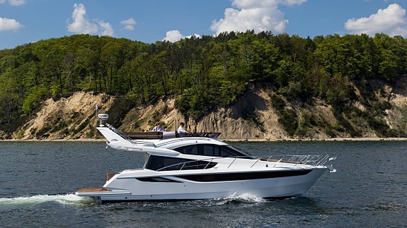 Galeon 420 Flybridge med 3 kabiner! 2020