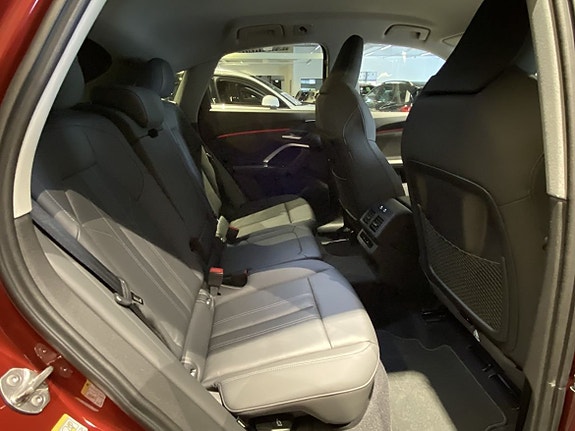 Audi Q5 12 of 19