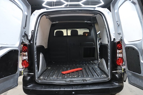 Peugeot Partner 8 of 17