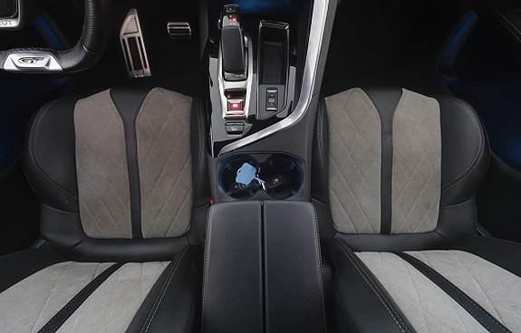 Peugeot 3008 16 of 28