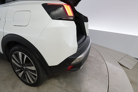 Peugeot 3008 7 of 28
