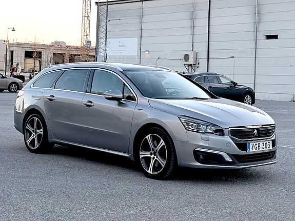 Peugeot 508 2 of 5