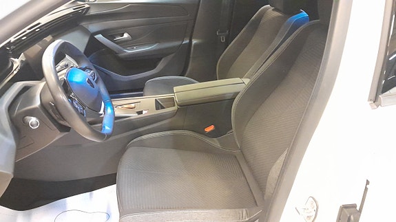 Peugeot 308 9 of 20
