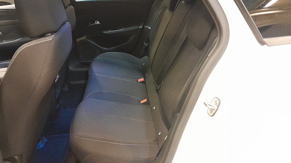 Peugeot 308 19 of 20