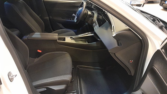 Peugeot 308 17 of 20