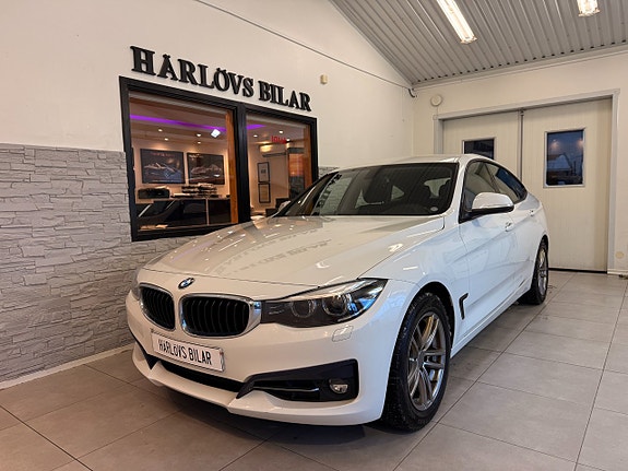 BMW 320 9 of 20