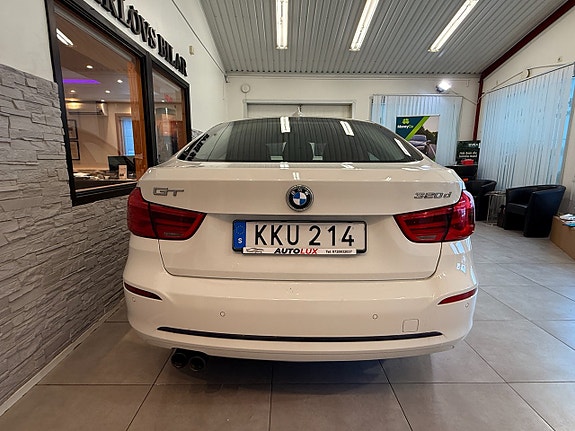 BMW 320 11 of 20