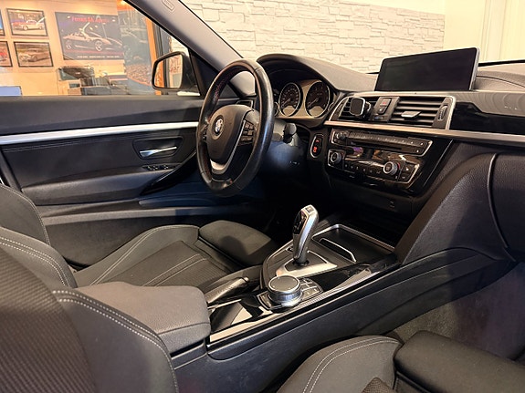BMW 320 13 of 20