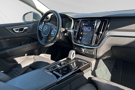 Volvo V60 10 of 12