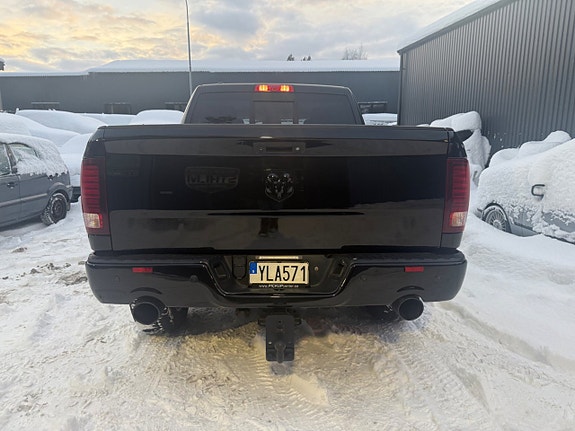 Dodge RAM 1500 3 of 5