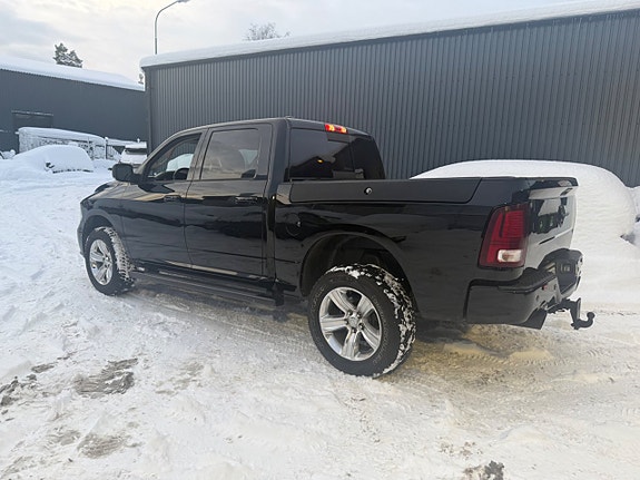 Dodge RAM 1500 4 of 5