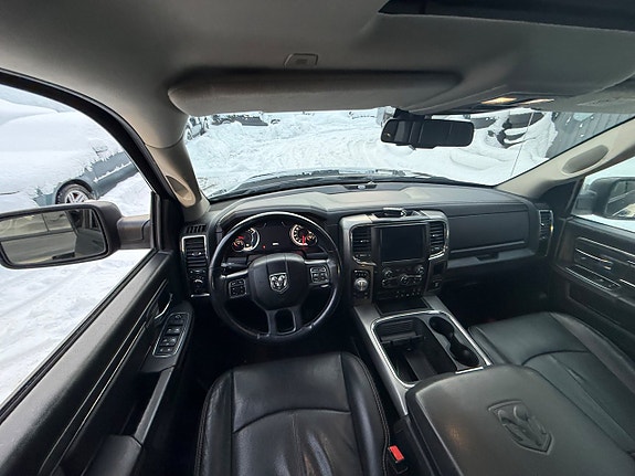 Dodge RAM 1500 8 of 9