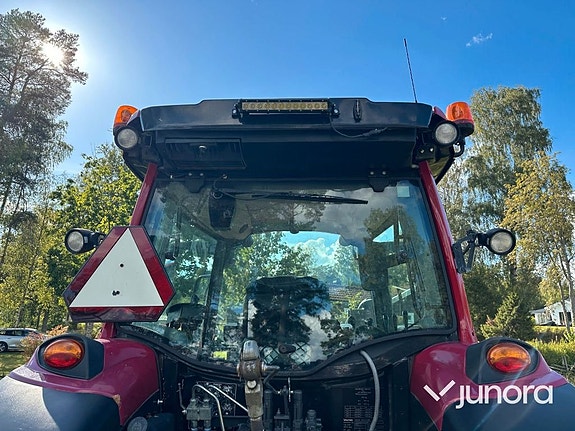 Traktor med lastare - Valtra, A134 22 of 30