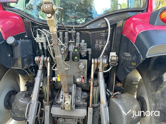 Traktor med lastare - Valtra, A134 27 of 30