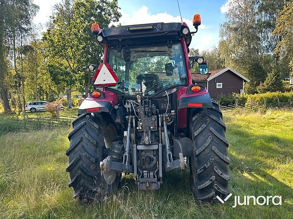 Traktor med lastare - Valtra, A134 5 of 30