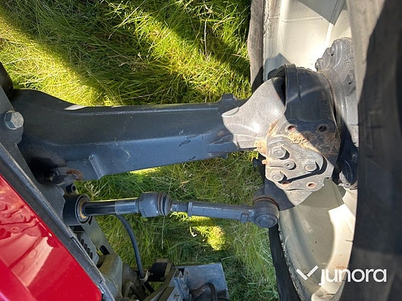 Traktor med lastare - Valtra, A134 29 of 30