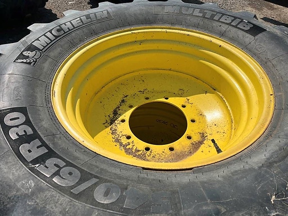 Michelin 540/65R30 till John Deere 7430 4 of 5