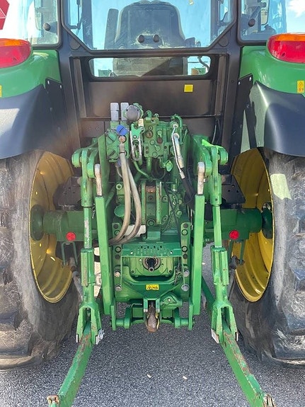 John Deere 6105 MC 7 of 11