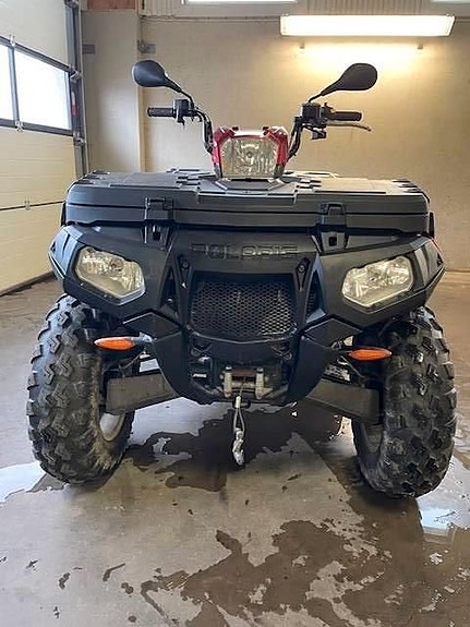 Polaris Forest 850 4 of 5
