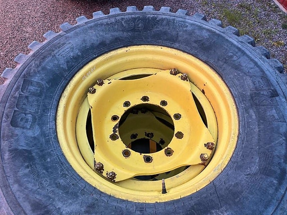 BKT 540/80-38  Ridemax till John Deere 6630 6 of 6