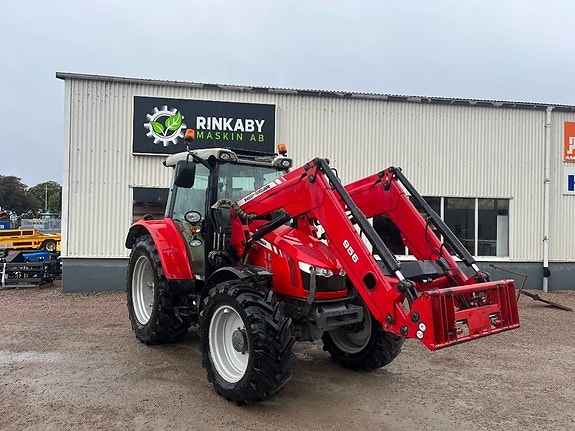 Massey Ferguson 5613