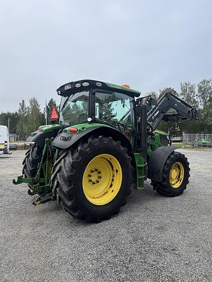 John Deere 6140R med Trima 5.1P-Lastare 3 of 5