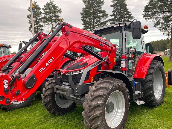Massey Ferguson 5s145 EF Dyna 6 2 of 3