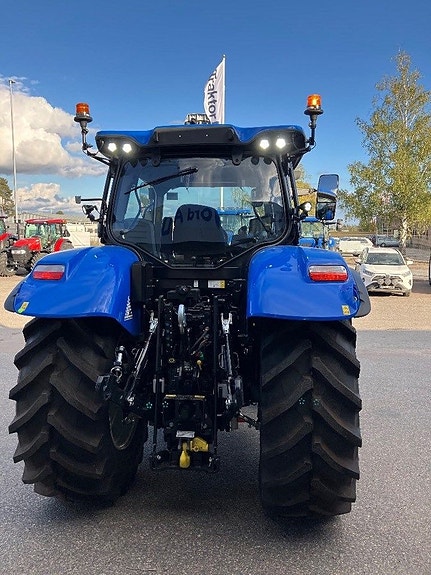 New Holland T6.180 AC Frontlyft&PTO 6 of 11