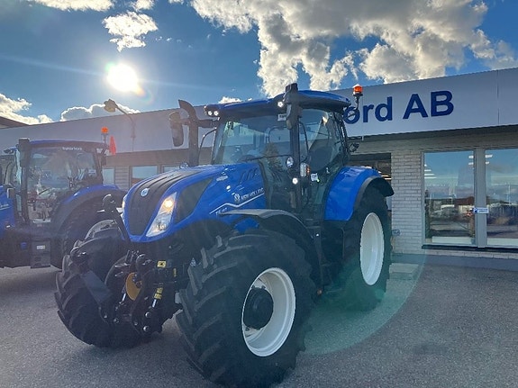 New Holland T6.180 AC Frontlyft&PTO 2 of 11