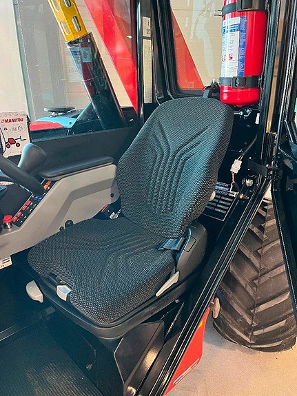 Manitou ULM 415H 8 of 10