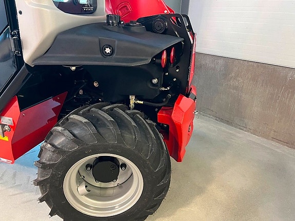 Manitou ULM 415H 4 of 10
