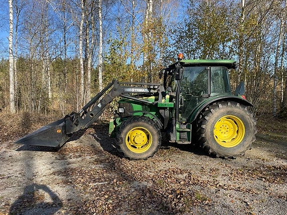 John Deere 5720