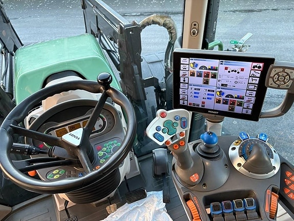Fendt Traktor 720 Vario 7 of 7