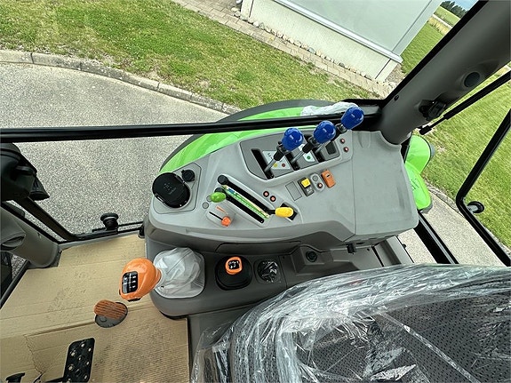 Deutz-Fahr 5105 Keyline 11 of 17