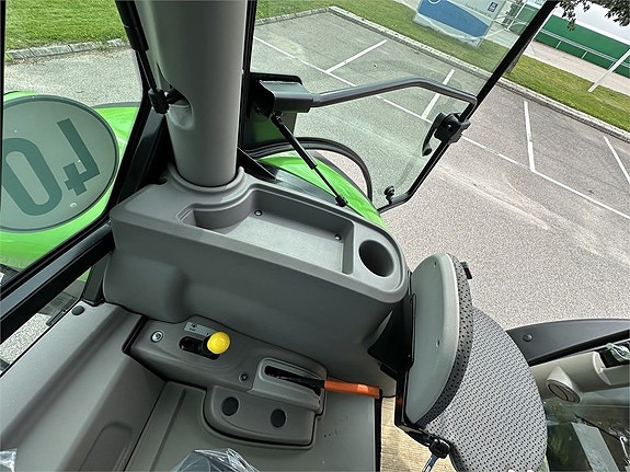 Deutz-Fahr 5105 Keyline 12 of 17