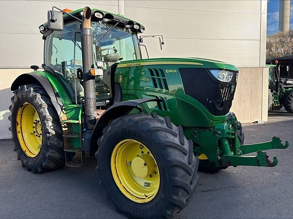 John Deere Traktor 6210 R 2 of 6
