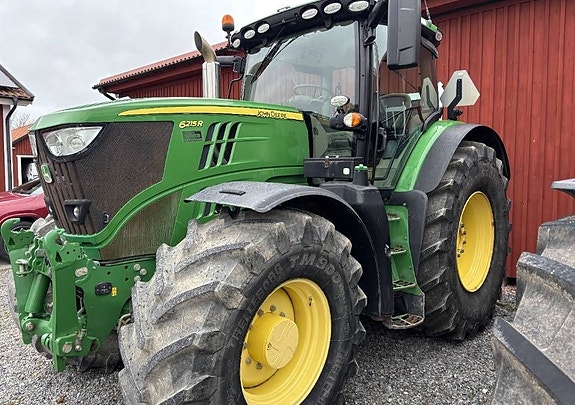 John Deere Traktor 6215 R 3 of 4