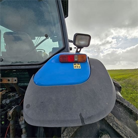 New Holland TM165 24 of 30