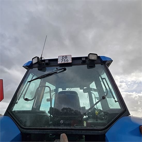 New Holland TM165 19 of 30